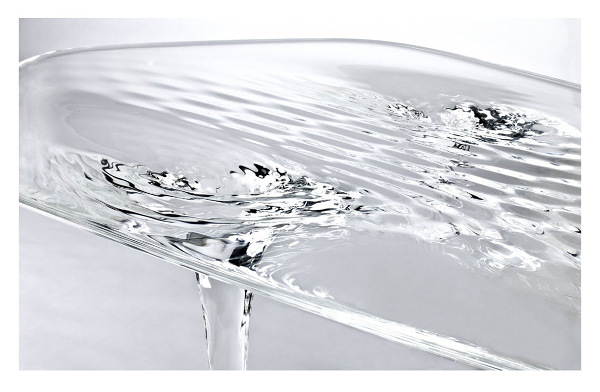 34-Fluid-Table--ZAHA-HADID.png